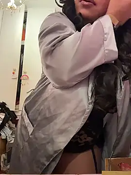 Snapshot of kennedylorel chatting on November 8, 11:58 pm kennedylorel online show from November 8, 11:58 pm