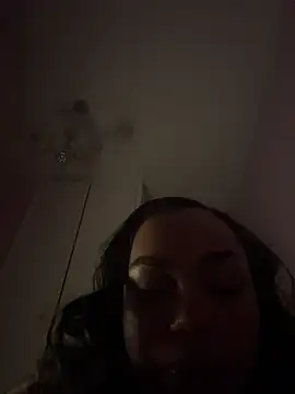 Snapshot of kennedylorel chatting on November 13, 11:47 pm kennedylorel online show from November 13, 11:47 pm