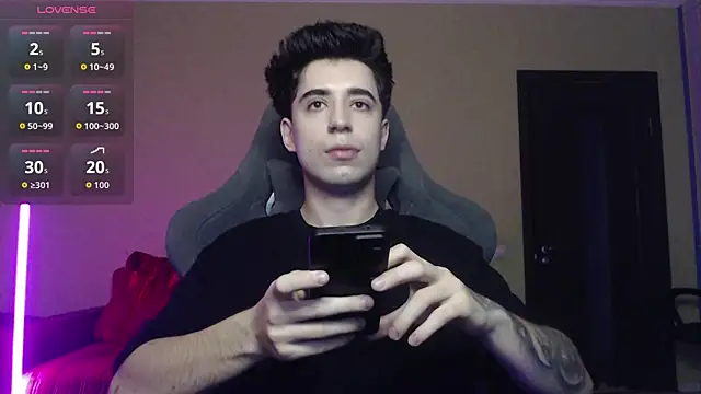 Snapshot of Yofukashii chatting on November 21, 11:31 am Yofukashii online show from November 21, 11:31 am