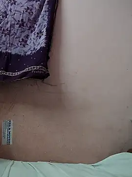 Snapshot of pujapujarrrr chatting on November 2, 8:22 pm pujapujarrrr online show from November 2, 8:22 pm