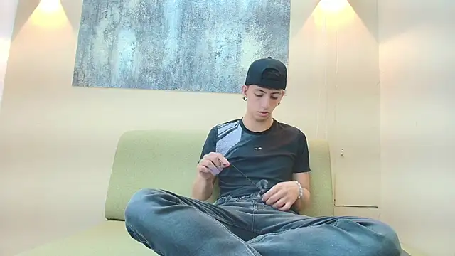 NOHA CRAYG online show from November 11, 12:49 pm