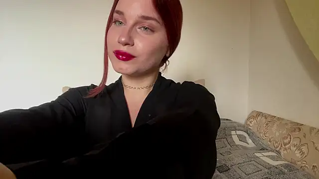 EmiIyMorgan online show from November 10, 11:09 am
