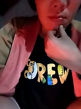 Snapshot of -Lana-123 chatting on November 2, 10:34 pm -Lana-123 online show from November 2, 10:34 pm