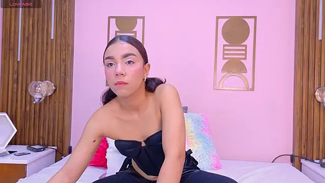 RubyCollins  online show from November 11, 8:09 pm