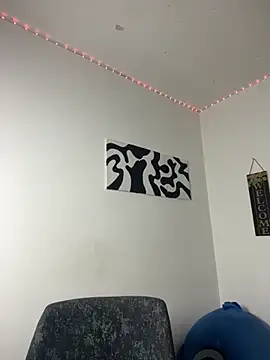 SHAILABROWN online show from October 31, 7:48 pm