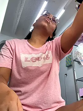 SHAILABROWN online show from November 16, 8:58 pm