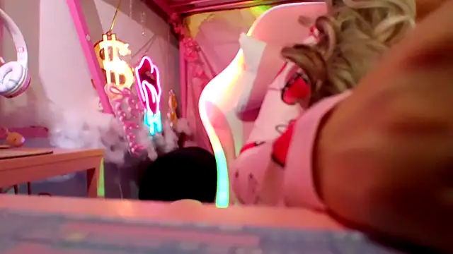 PrincessKDoll online show from November 6, 10:05 am