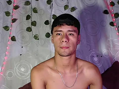 Snapshot of connor_michael01 chatting on November 13, 8:30 pm connor michael01 online show from November 13, 8:30 pm