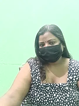 Snapshot of tamil_Nithya_J chatting on December 17, 7:25 am tamil Nithya J online show from December 17, 7:25 am