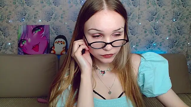 Snapshot of phreshgirlswag chatting on November 11, 1:49 am phreshgirlswag online show from November 11, 1:49 am