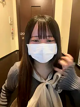 Snapshot of emiri_da_nyan chatting on November 28, 4:04 am emiri da nyan online show from November 28, 4:04 am