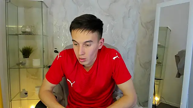 MarkKullen online show from November 6, 9:05 pm