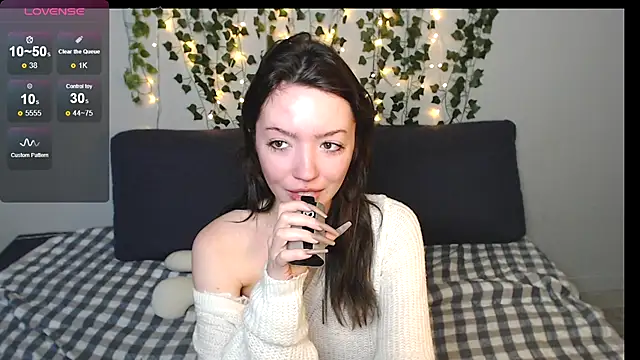 ice marcy online show from November 23, 4:12 am