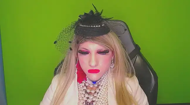 Snapshot of VanesaCrossic chatting on March 9, 5:11 am VanesaCrossic online show from March 9, 5:11 am