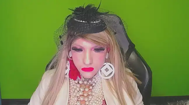 Snapshot of VanesaCrossic chatting on March 23, 5:10 am VanesaCrossic online show from March 23, 5:10 am