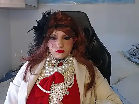 Snapshot of VanesaCrossic chatting on October 7, 7:49 am VanesaCrossic online show from October 7, 7:49 am