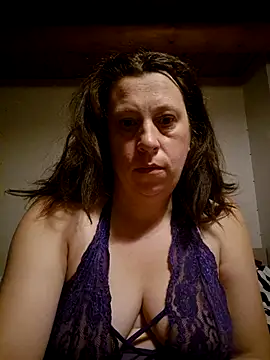 roussechaudasse online show from November 3, 8:21 pm