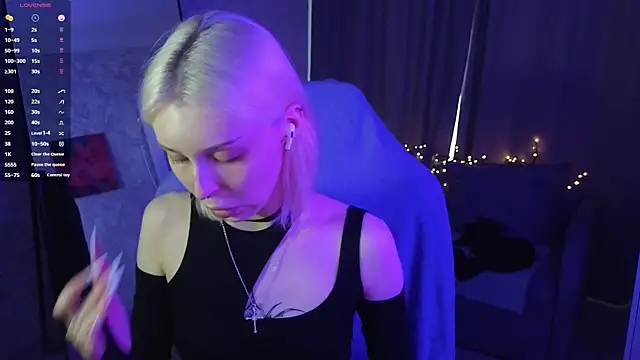 Snapshot of goth__tv chatting on November 21, 10:14 am goth tv online show from November 21, 10:14 am