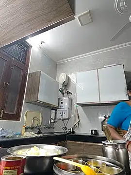 Hot-Sana2 online show from October 31, 1:45 pm