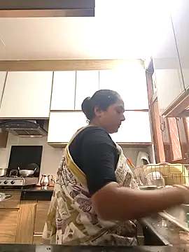 Hot-Sana2 online show from November 4, 5:28 am