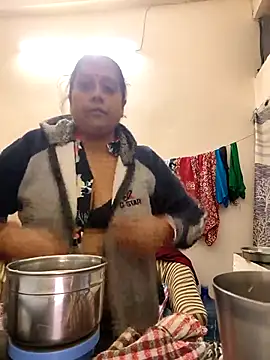 Hot-Sana2 online show from November 8, 4:40 pm