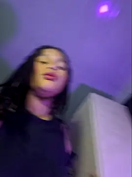 Sarah Foxx  online show from November 29, 5:27 pm