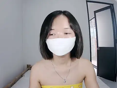 Snapshot of 10tb chatting on November 27, 8:27 am 10tb online show from November 27, 8:27 am