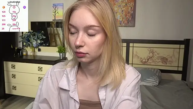 ShanelTunon online show from November 23, 7:02 pm