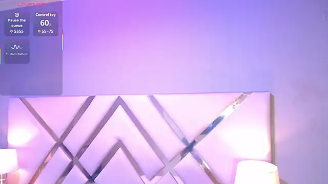 GiselJones online show from November 7, 7:36 pm