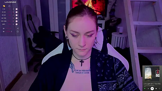 RetroMarie online show from November 8, 8:36 am