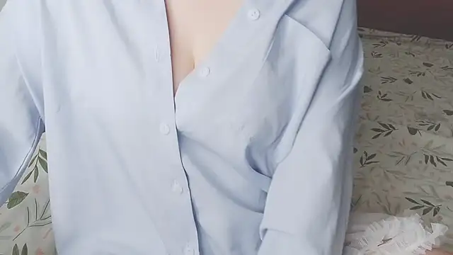 Sunny-Aurora online show from November 12, 2:45 am