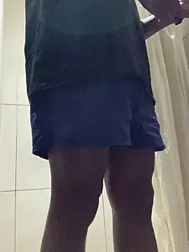 Snapshot of Ndodemnyama@xh chatting on November 17, 4:18 am Ndodemnyamaxh online show from November 17, 4:18 am