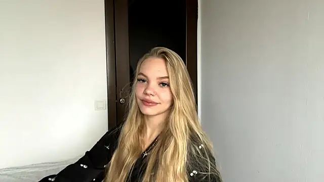 SweetAmelia69 online show from November 6, 5:52 am