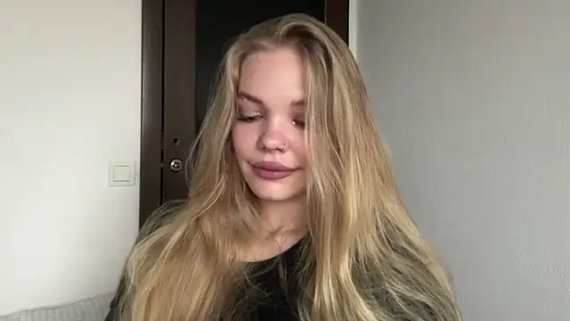 SweetAmelia69 online show from November 27, 5:42 am