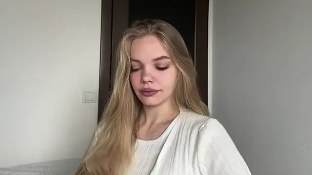 SweetAmelia69 online show from November 28, 5:43 am