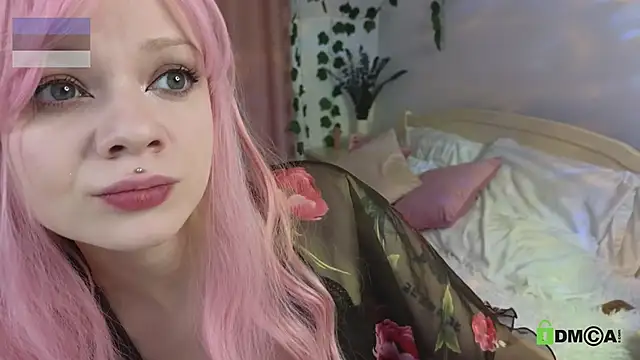 Freya Heya online show from November 11, 9:15 pm