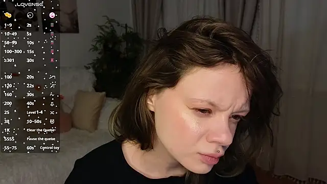 Freya Heya online show from November 27, 9:50 pm