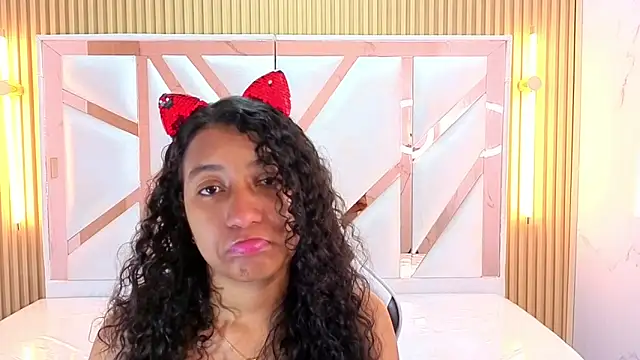 ninadelight tp online show from November 26, 8:10 pm