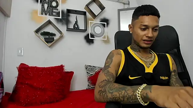 YuleimysAndAlex online show from November 8, 3:18 am