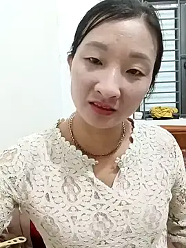 wees-lind online show from November 17, 1:17 pm