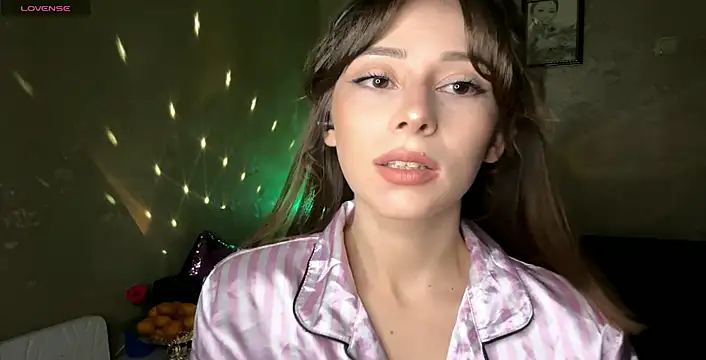 CrystaDepaul online show from November 29, 8:56 pm