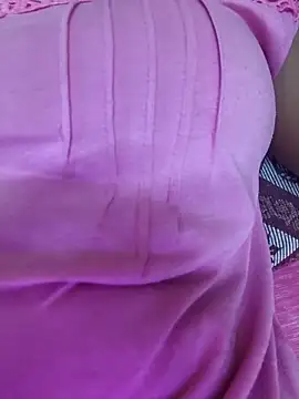 Snapshot of hyd_couple7878 chatting on December 17, 8:53 am hyd couple7878 online show from December 17, 8:53 am