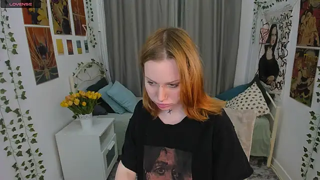 NaomiRosss online show from December 14, 1:38 pm