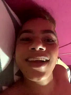 Snapshot of Megan2026 chatting on November 19, 5:24 pm Megan2026 online show from November 19, 5:24 pm