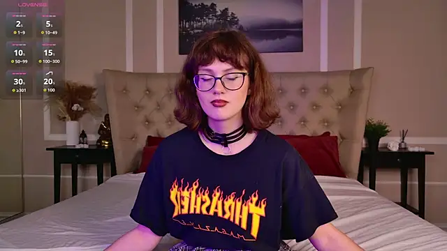 KathleenDioiz online show from November 5, 5:02 pm