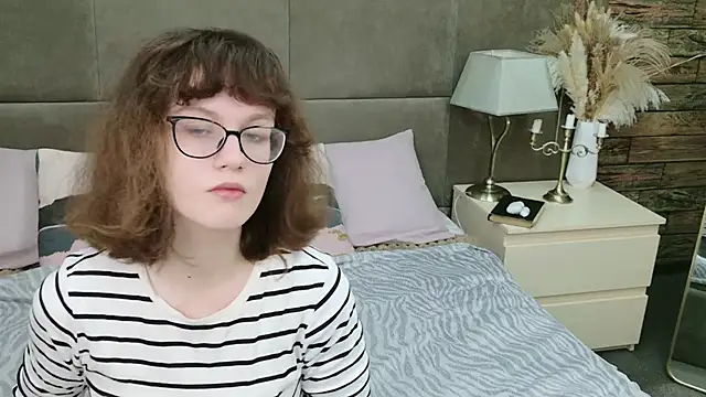 KathleenDioiz online show from November 9, 11:19 am