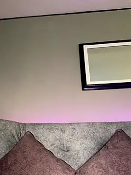 Naomii2 online show from November 6, 9:26 pm