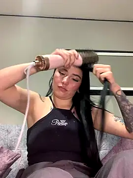 Naomii2 online show from November 12, 9:47 pm