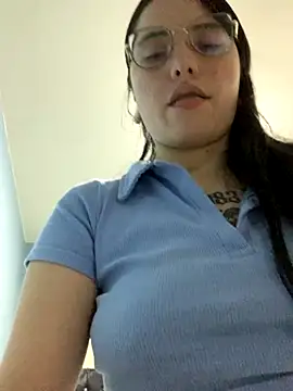 Naomii2 online show from November 26, 4:24 am