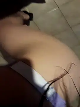 Snapshot of bluma24 chatting on December 18, 1:00 am bluma24 online show from December 18, 1:00 am